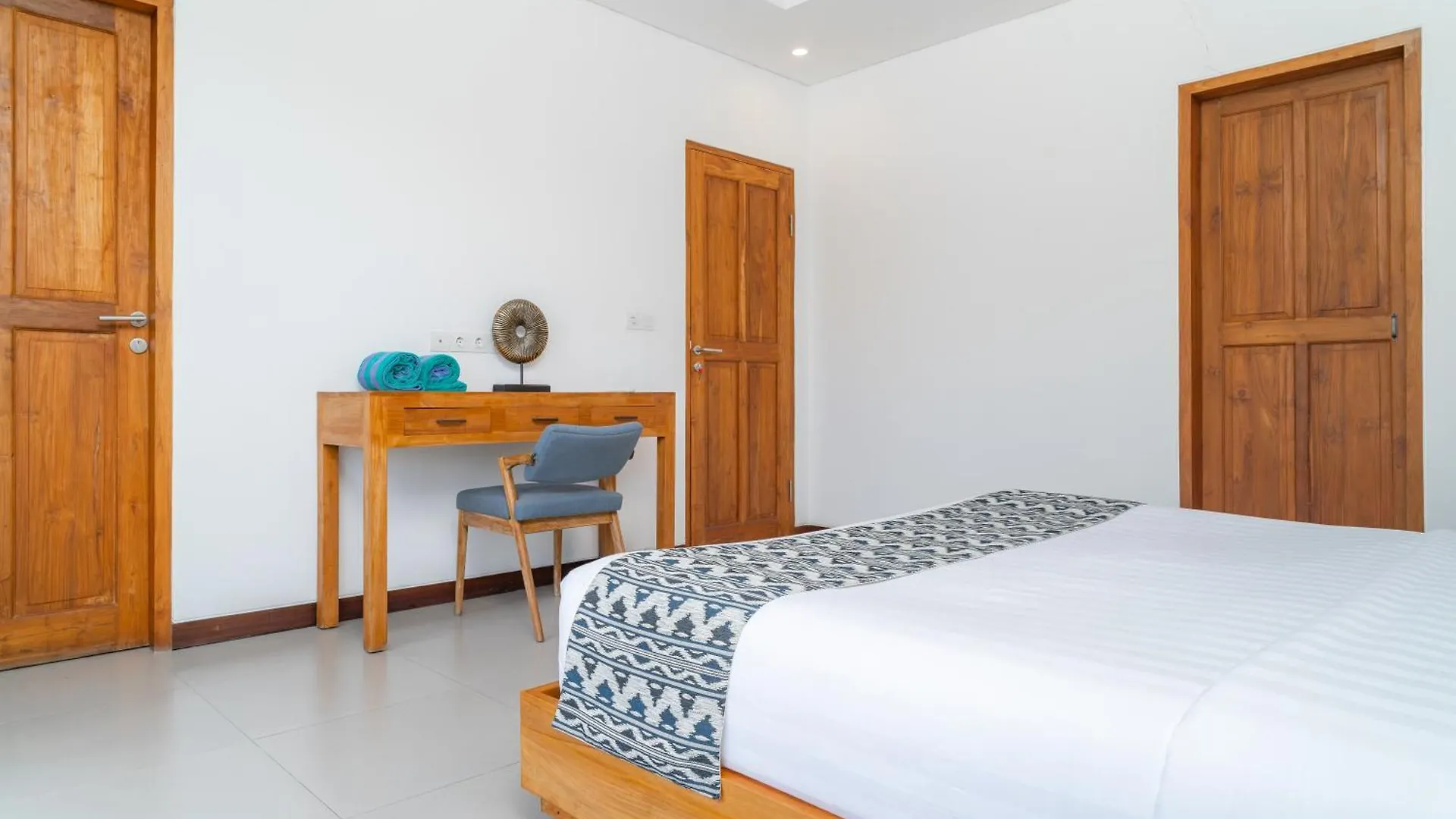 Villa Damai Canggu 세미냑