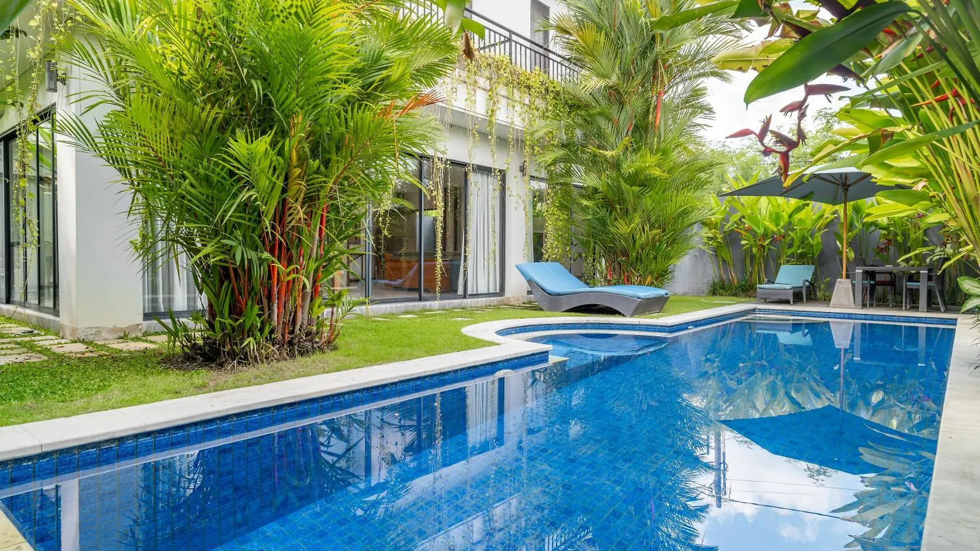 Villa Damai Canggu 세미냑